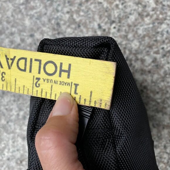 Tumi Toiletry Bag - Picture 5 of 6